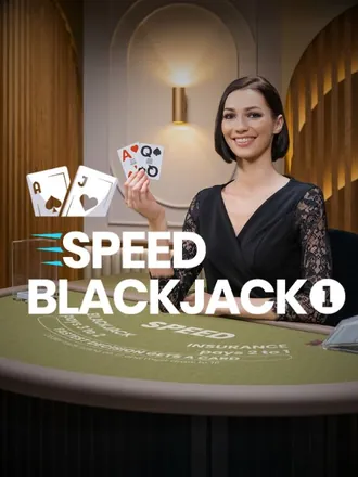 Des cartes à la main, une croupière brune en robe noire à dentelle tient la table de Speed Blackjack, un blackjack en direct au rythme rapide